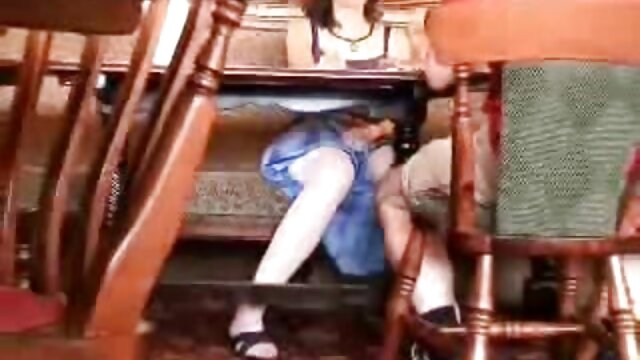पागल माँ पैर ऊपर, बिल्ली में एक केले के साथ उसे डर बना दिया हिंदी एचडी सेक्सी मूवी है और मोटी है कि उसे गधा फैल