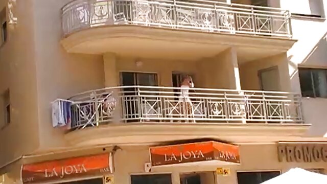 रसोई घर में सेक्सी फुल मूवी वीडियो नाश्ते से पहले सुबह में