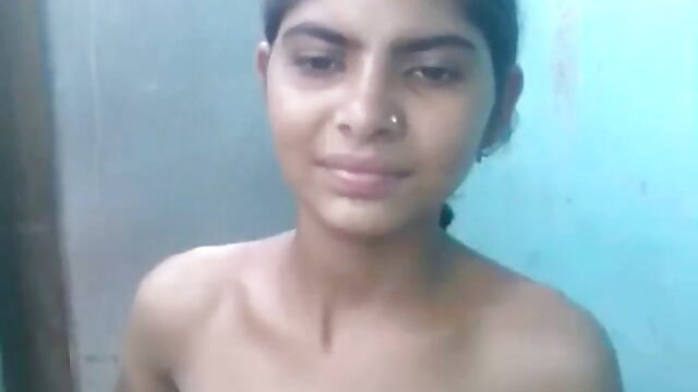 श्रमिक वैक्यूम क्लीनर में एक सदस्य दर्ज करें और हिंदी सेक्सी वीडियो फुल मूवी मालकिन वापस आया, वह बहुत हैरान था और प्रफुल्लित करने के लिए इसे हटाने के लिए मदद करते हैं.
